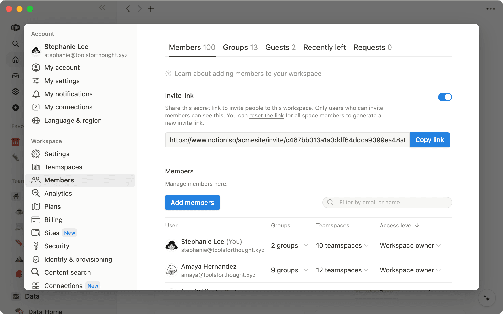 Du kannst alle Mitglieder, Gäste und Anfragen in den Einstellungen unter „Personen“ sehen.